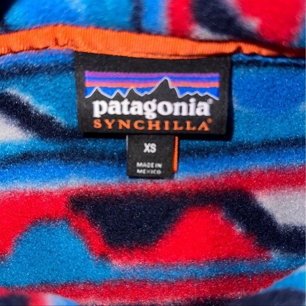 Patagonia Multicolor Patterned Fleece Pullover - Blue, Red, Black - Picture 4 of 5